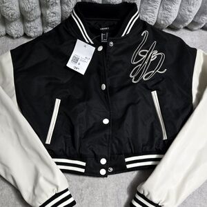 Forever21 Women's Black and White Varsity Jacket